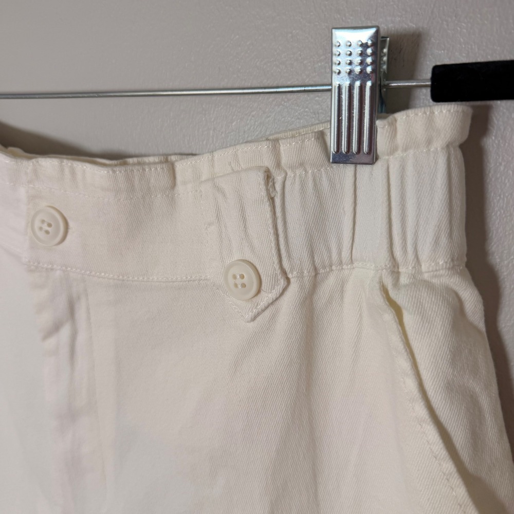 Clean Girl Elevated Basics White Chino Shorts (L) 3 Inch Staple‎ Summer Piece - Picture 3 of 14